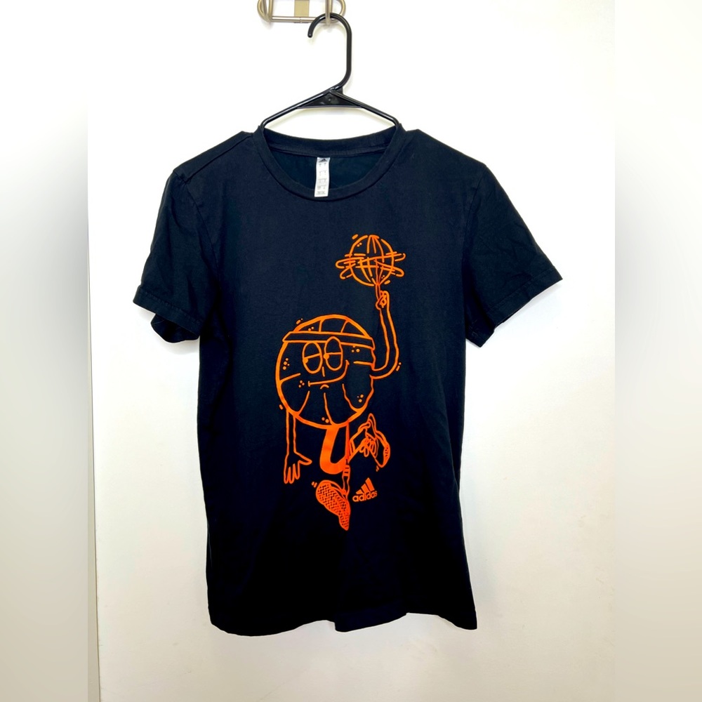 Adidas Mens Small Basketball Tee